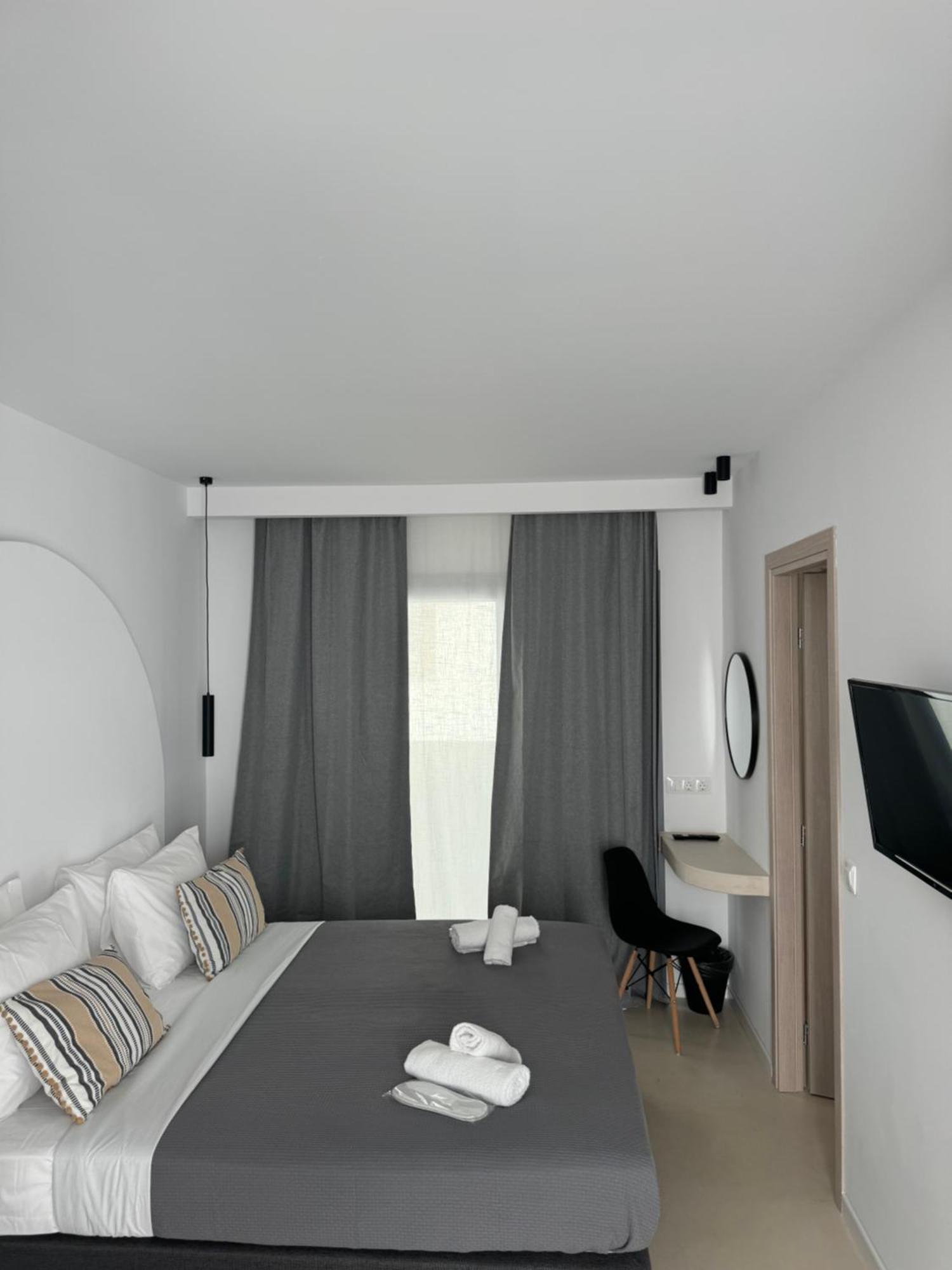 Angelo Estate Santorini Aparthotel Perissa  Exteriör bild