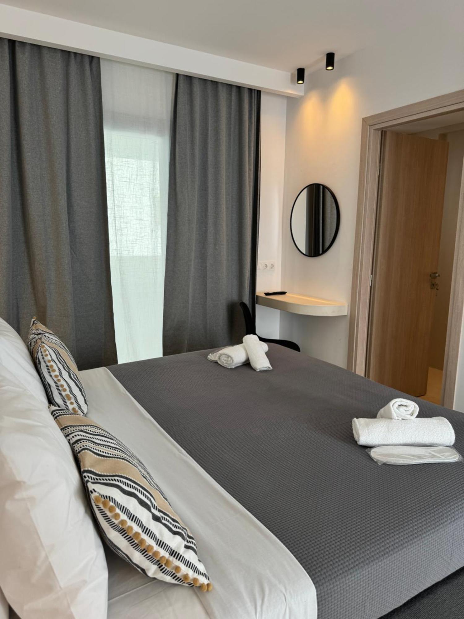 Angelo Estate Santorini Aparthotel Perissa  Exteriör bild
